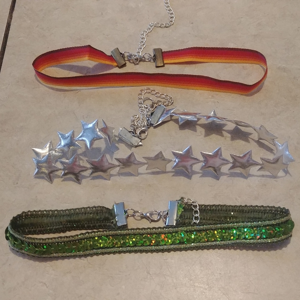 3 Chokers